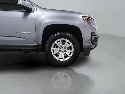 Used 2022 Chevrolet Colorado LT w/ Safety Package AWD/4WD image 7