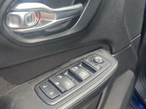 Used 2014 Jeep Cherokee Latitude image 13