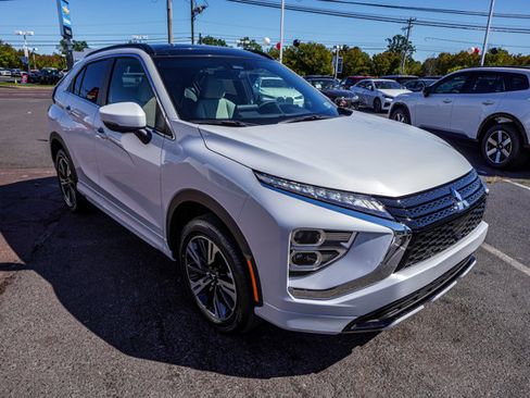 New 2026 Mitsubishi Eclipse Cross SEL image 3