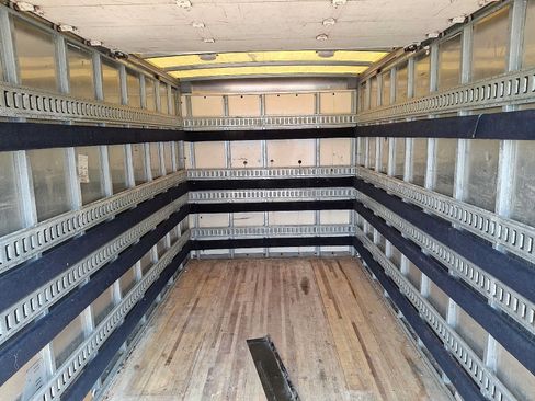 Used 2016 Chevrolet Express 3500 RWD image 29
