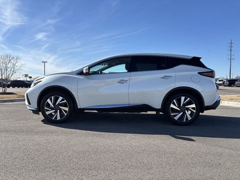 Used 2024 Nissan Murano SL image 3