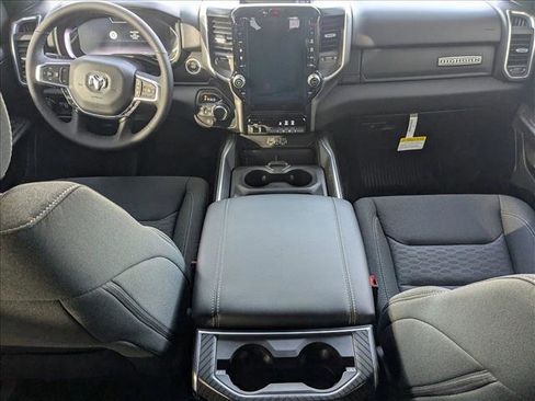 New 2026 RAM 1500 Big Horn AWD/4WD image 14