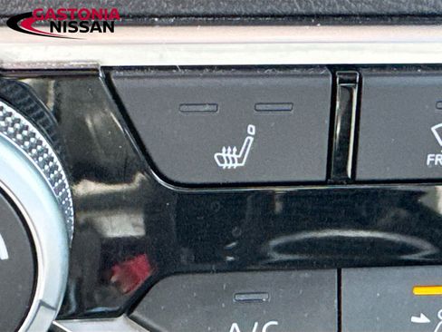 Used 2023 Nissan Altima 2.5 SR w/ SR Premium Package image 26