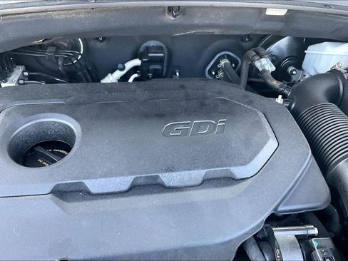 Used 2019 Hyundai Santa Fe SEL image 29