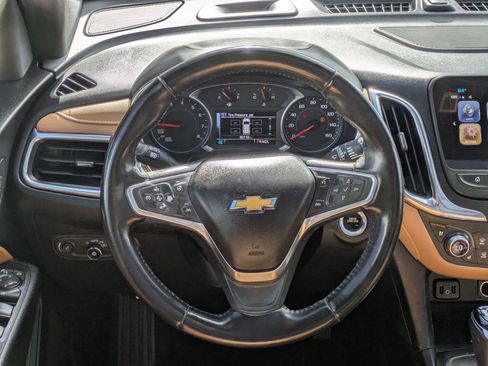 Used 2018 Chevrolet Equinox Premier image 22