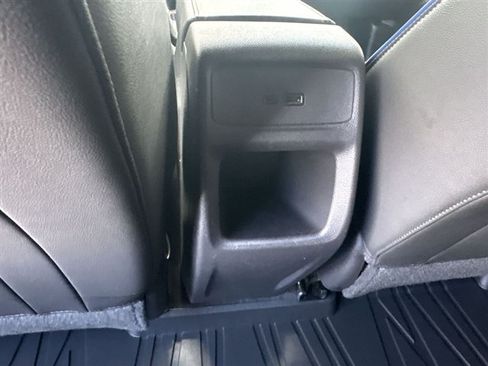 Used 2025 Buick Envista Sport Touring w/ Convenience I Package FWD image 20