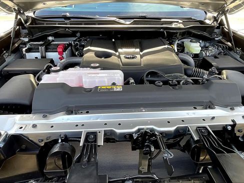 New 2026 Toyota Tundra Limited RWD image 16