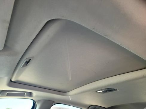 Used 2017 Honda HR-V EX image 10