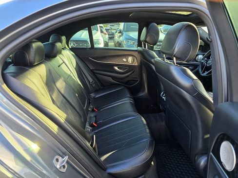 Used 2023 Mercedes-Benz E 450 4MATIC Sedan image 25