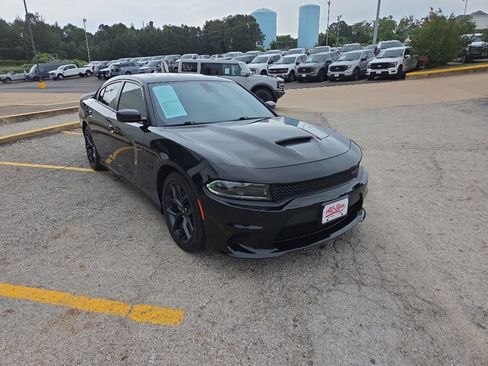 Used 2023 Dodge Charger R/T w/ Blacktop Package RWD image 3