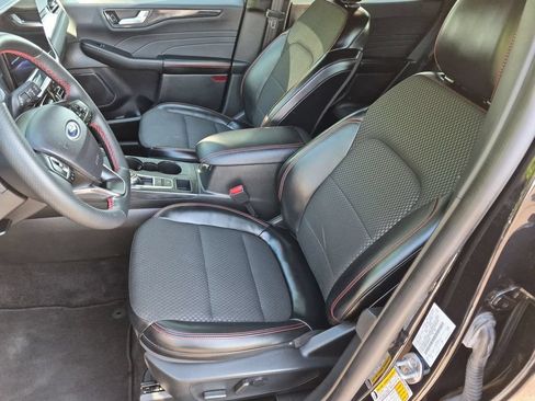 Used 2024 Ford Escape ST-Line w/ Tech Pack #1 AWD/4WD image 16