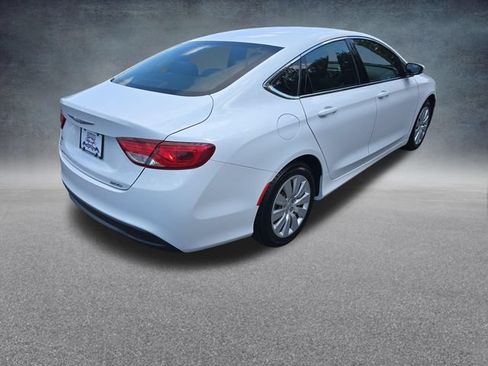 Used 2016 Chrysler 200 LX FWD image 8