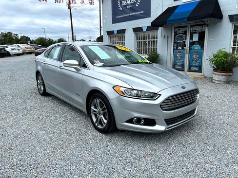Used 2015 Ford Fusion Energi Titanium w/ Driver Assist Package image 7