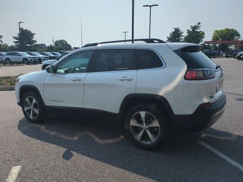 Used 2022 Jeep Cherokee Limited AWD/4WD image 6