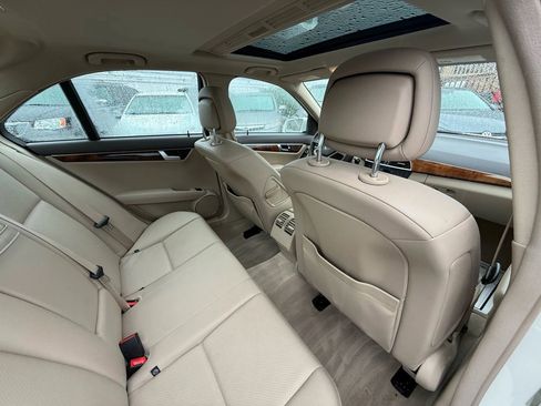 Used 2012 Mercedes-Benz C 250 Sedan image 22
