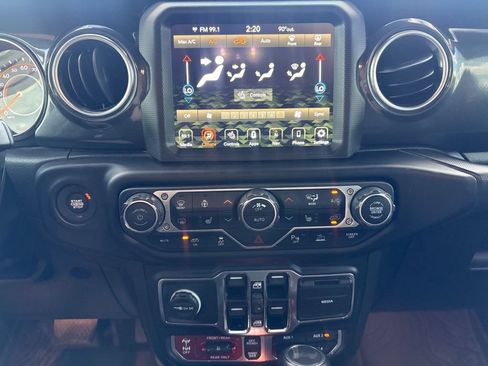 Used 2023 Jeep Wrangler Unlimited Rubicon 392 w/ Trailer Tow Package AWD/4WD image 21