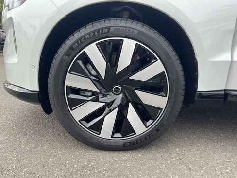 New 2026 Volvo EX90 Ultra AWD/4WD image 28