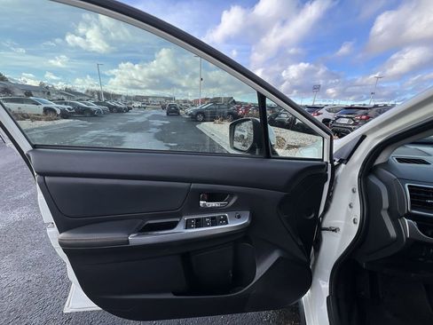 Used 2016 Subaru Crosstrek 2.0i Limited w/ Popular Package #2 image 21