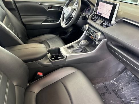 Used 2023 Toyota RAV4 XLE Premium FWD image 21