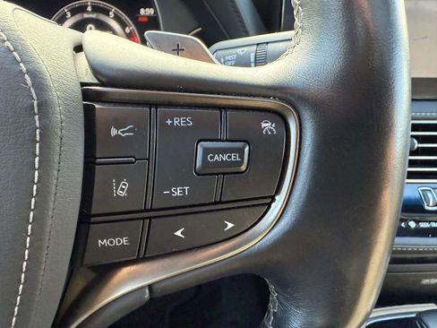 Used 2022 Lexus LS 500 AWD w/ Interior Upgrade Package image 21