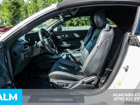 Used 2025 Ford Mustang Premium RWD image 19