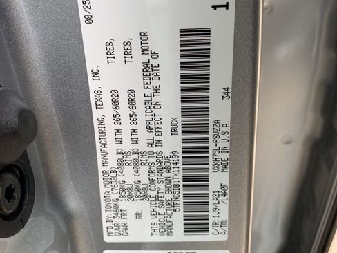 New 2026 Toyota Tundra Platinum image 32