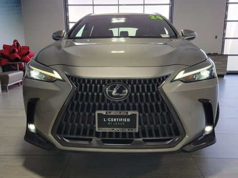 Used 2024 Lexus NX 250 FWD image 8