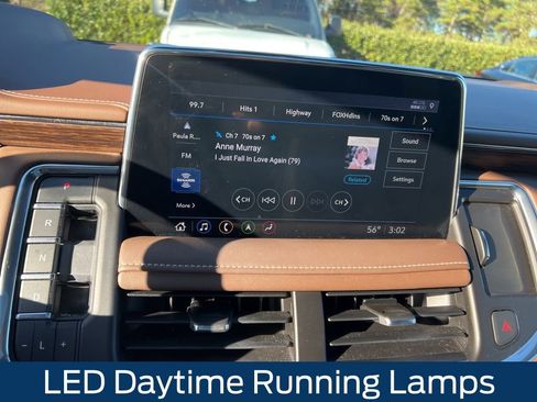 Used 2021 Chevrolet Suburban High Country image 33