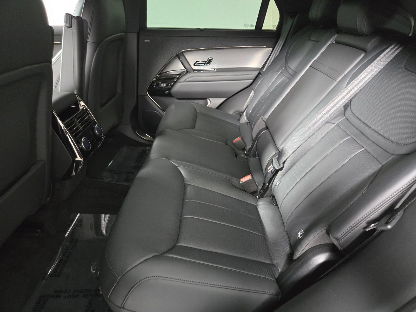 New 2026 Land Rover Range Rover Sport Dynamic SE AWD/4WD image 5