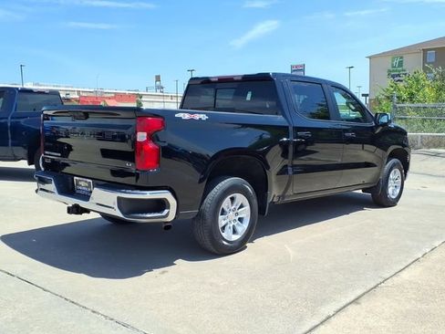Used 2023 Chevrolet Silverado 1500 LT w/ Safety Package AWD/4WD image 5