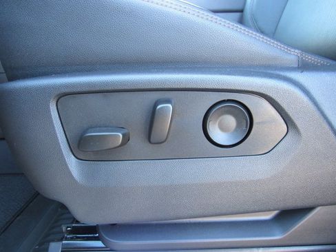 Used 2024 GMC Sierra 1500 AT4 w/ Technology Package image 15