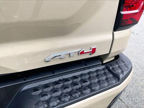 Certified 2023 GMC Canyon AT4 w/ AT4 Premium Package image 28