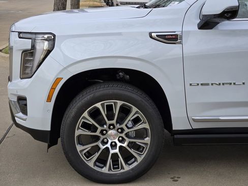 New 2026 GMC Yukon XL Denali w/ Sun & Power Step Package image 7