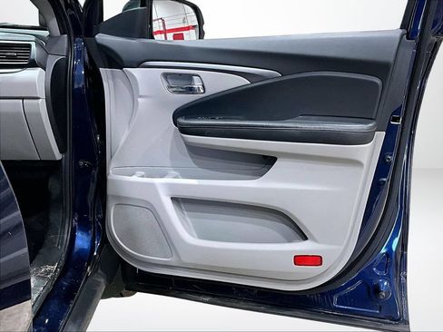 Used 2019 Honda Ridgeline RTL image 25