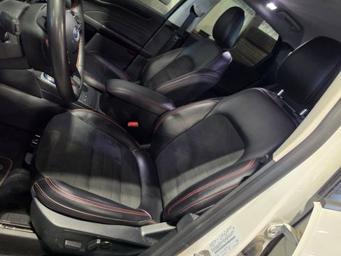 Used 2021 Ford Escape SEL w/ SEL Stealth AWD Package image 6