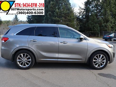 Used 2016 Kia Sorento SX w/ SXL Technology Package image 9