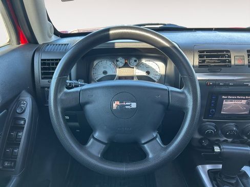 Used 2010 HUMMER H3 AWD/4WD image 15