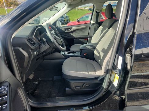 Certified 2022 Ford Escape SE w/ Convenience Package image 9