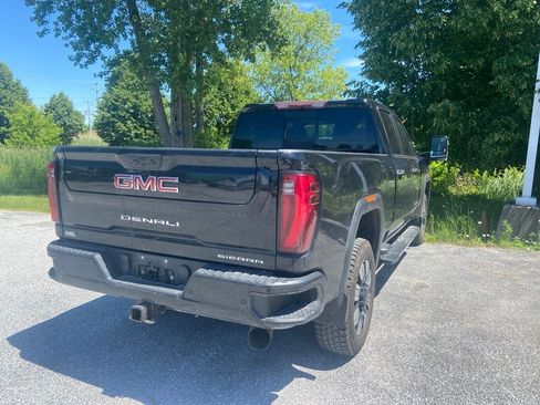 Used 2024 GMC Sierra 3500 Denali AWD/4WD image 5