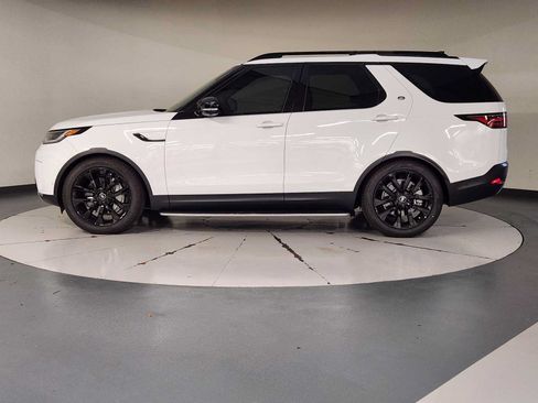 Used 2026 Land Rover Discovery S AWD/4WD image 5