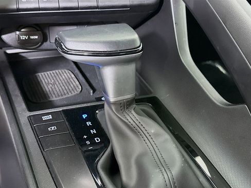 Certified 2025 Hyundai Elantra Sport FWD image 10