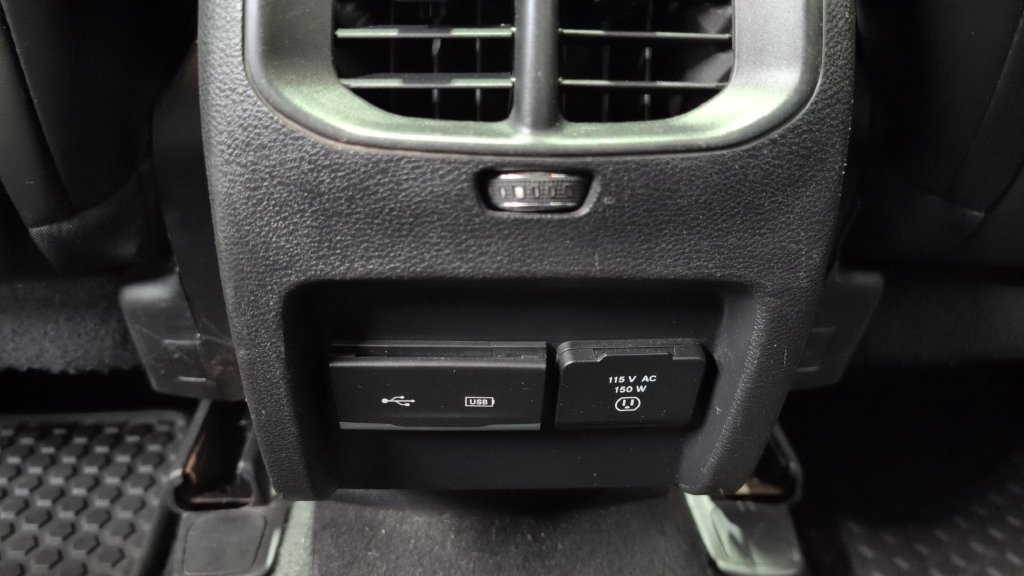 Used 2019 Jeep Cherokee Trailhawk AWD/4WD image 21