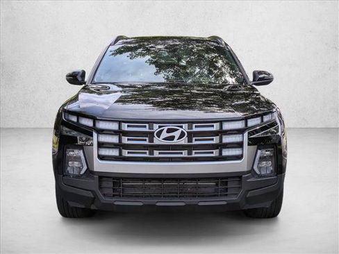 Used 2025 Hyundai Santa Cruz SEL FWD image 2