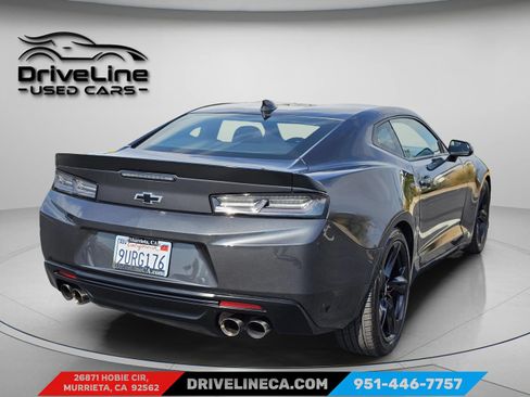 Used 2018 Chevrolet Camaro SS RWD image 6