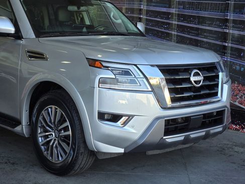 Used 2023 Nissan Armada SL w/ Captain's Chairs Package image 2