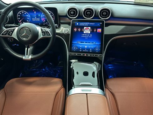 Used 2025 Mercedes-Benz C 300 Sedan image 26