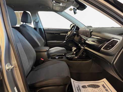 Certified 2024 Kia Seltos S image 26