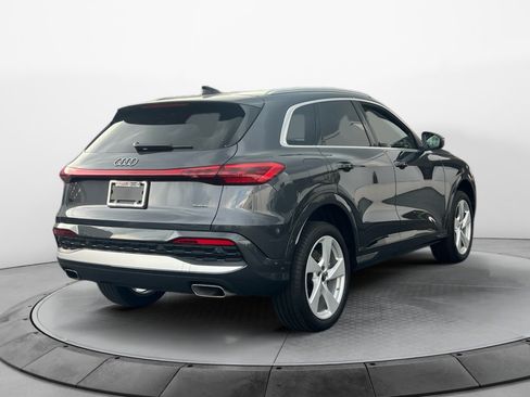 Used 2025 Audi Q5 Premium Plus w/ Premium Plus AWD/4WD image 7