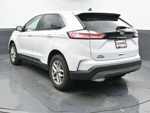 Used 2023 Ford Edge SEL w/ Convenience Package image 9