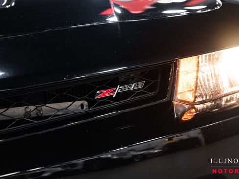 Used 2015 Chevrolet Camaro Z/28 image 9